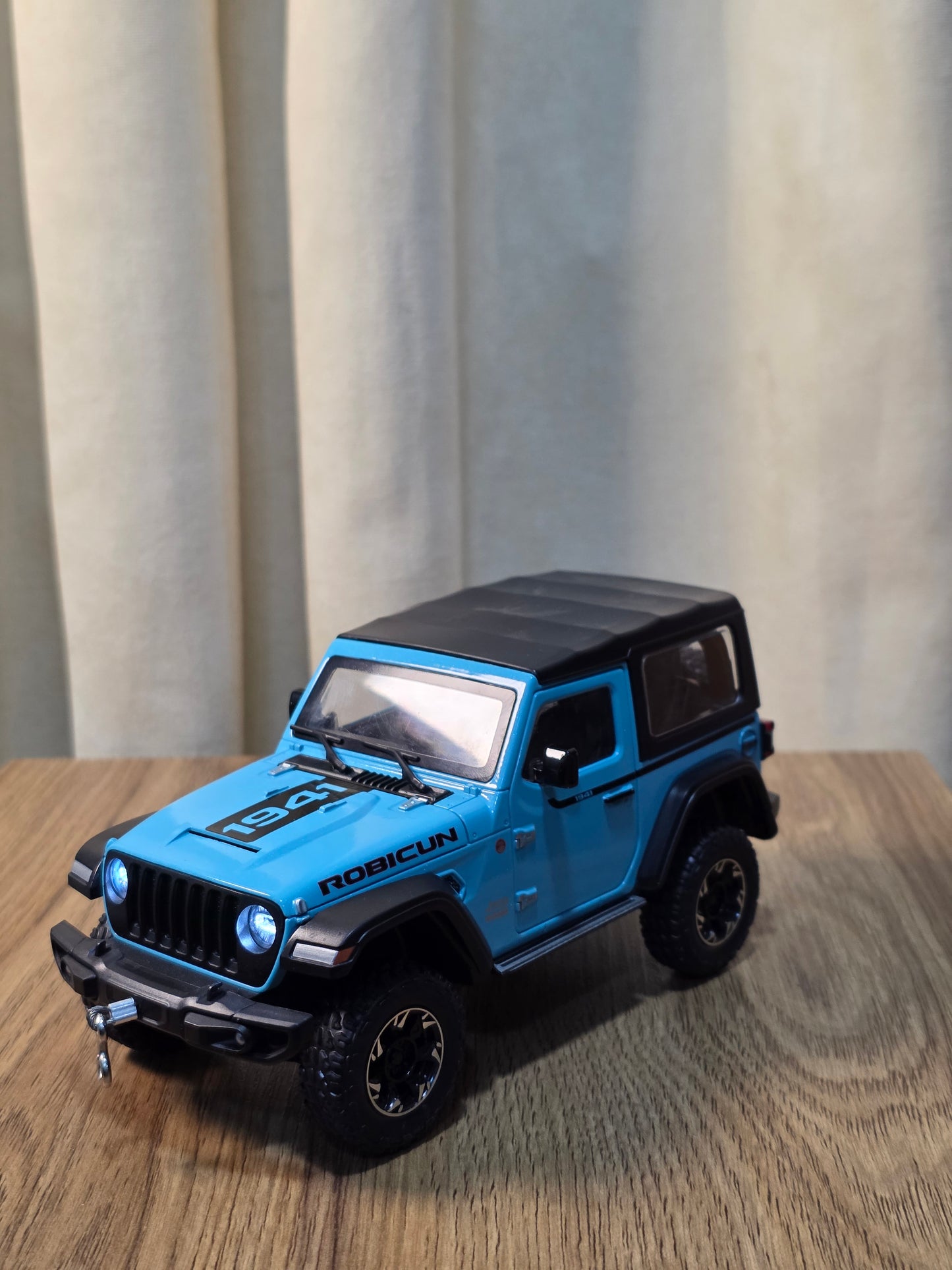 Jeep Wrangler Rubicon 1:24