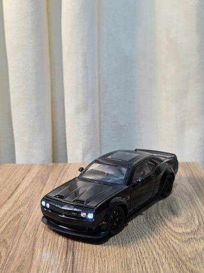 Dodge Challenger SRT Hellcat Widebody 1:24