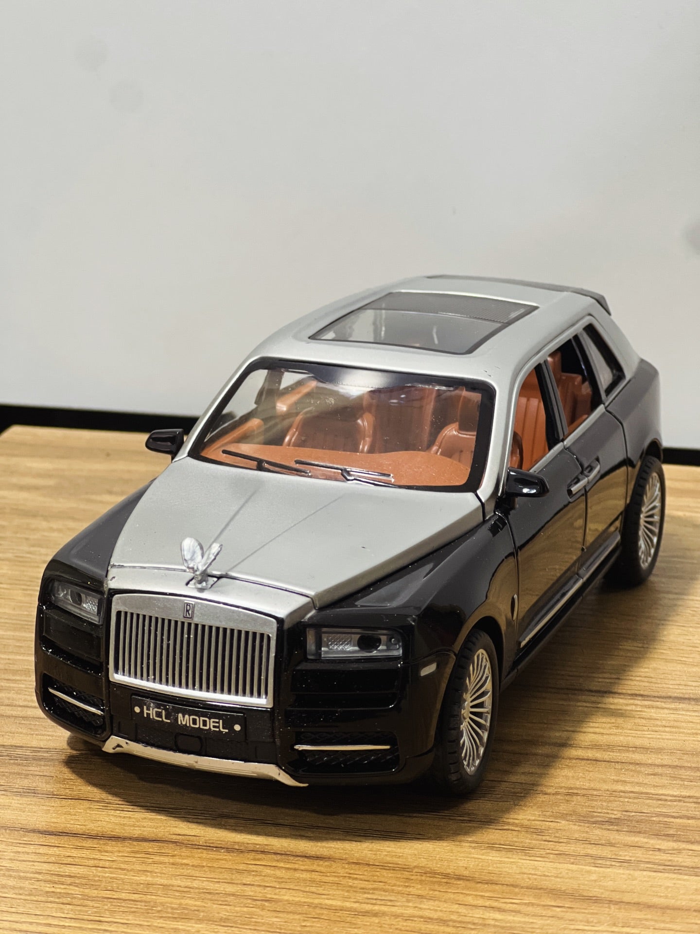 რკინის პულტიანი მანქანები