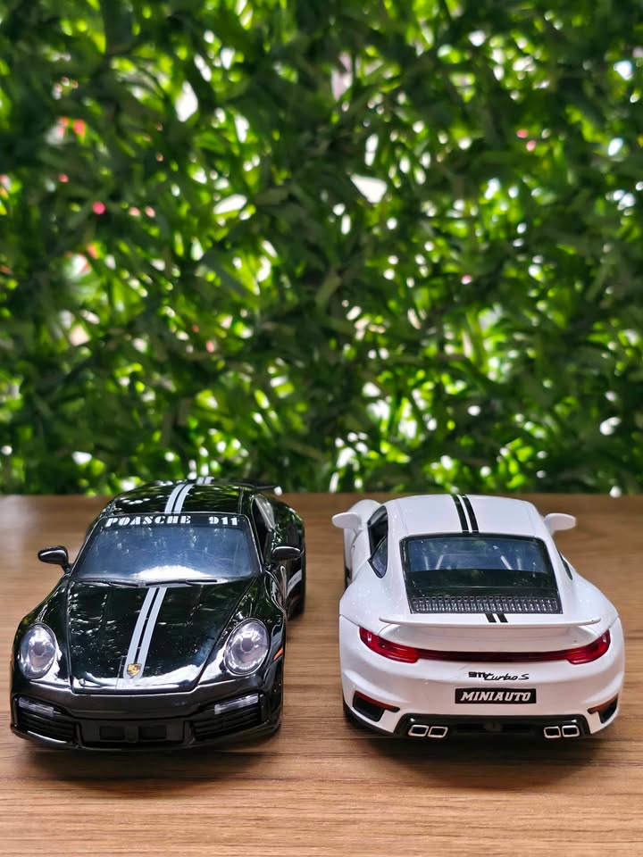 Porsche - Mercedes 15 სმ